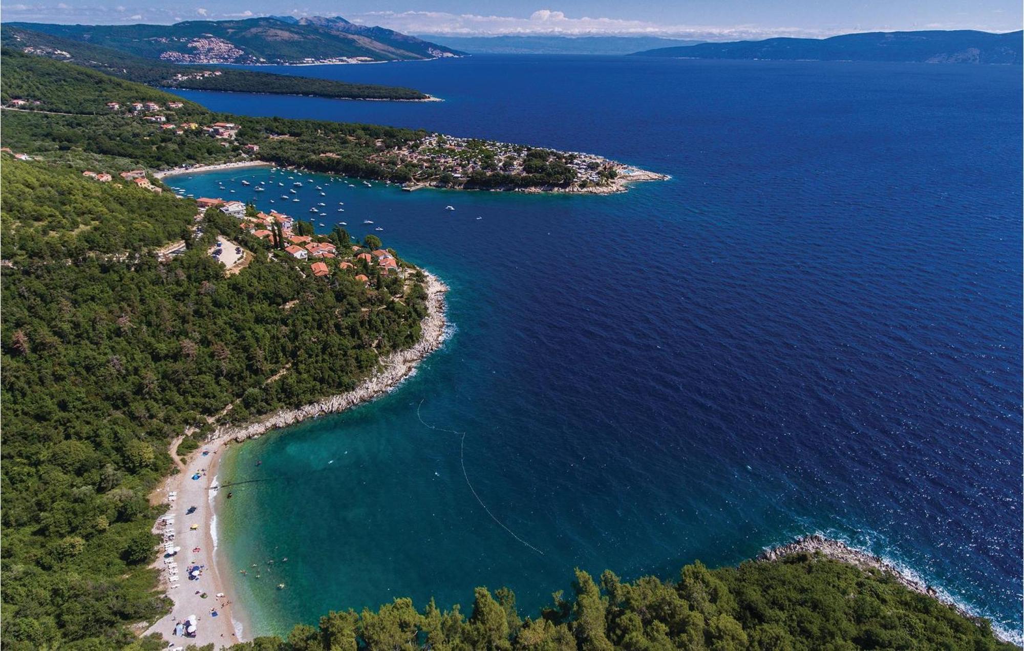 2 Bedroom Gorgeous Apartment In Rabac Exterior foto