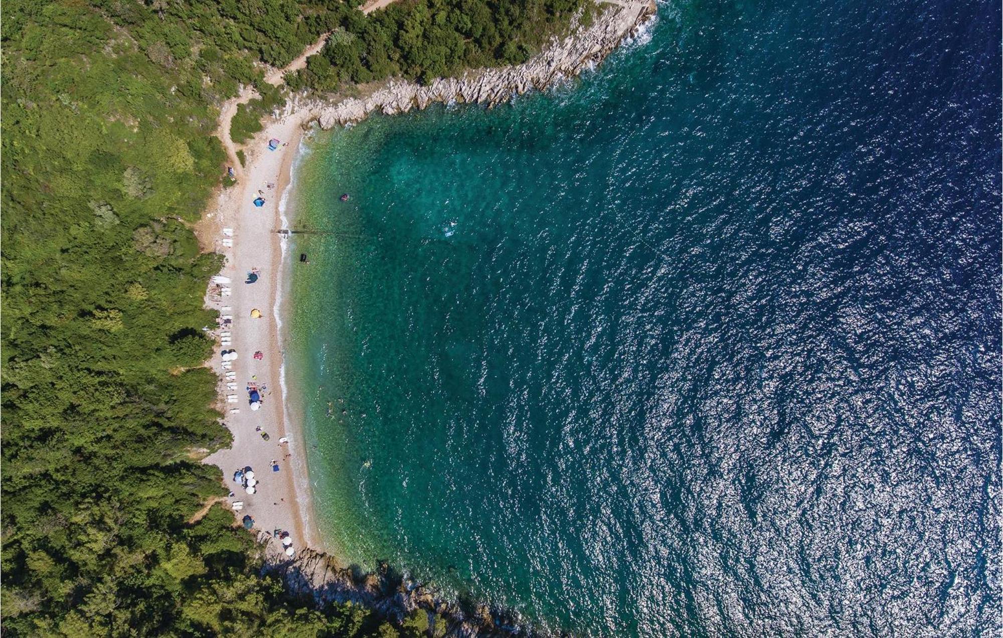 2 Bedroom Gorgeous Apartment In Rabac Exterior foto