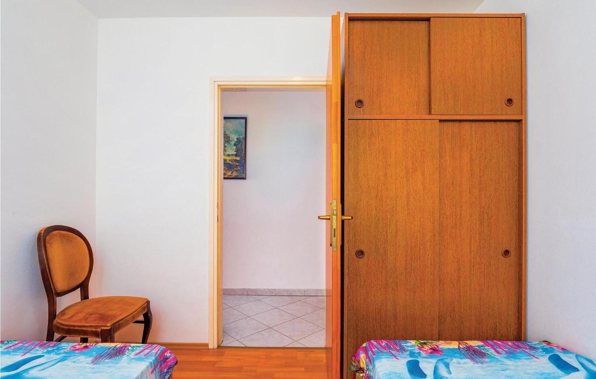 2 Bedroom Gorgeous Apartment In Rabac Exterior foto